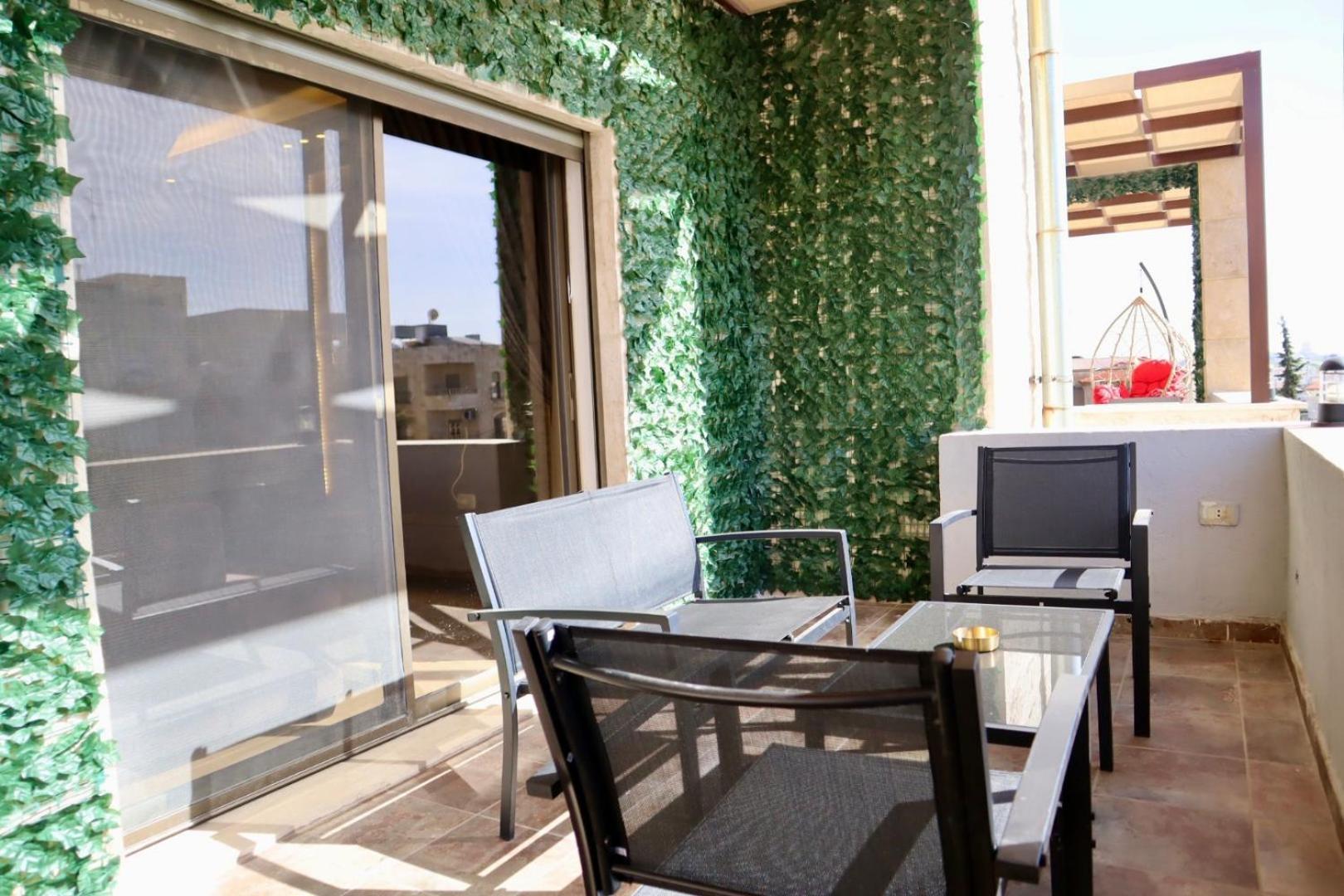 Aboun Rooftop 2bedroom Kh&sh * Amman